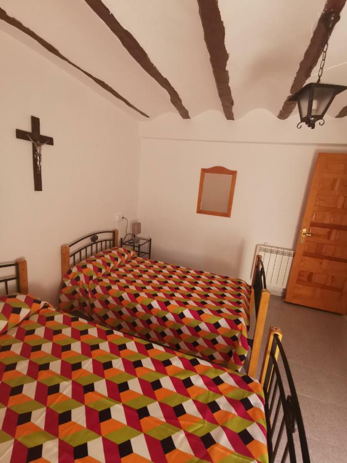 Casa Rural Y Albergue Tormon Экстерьер фото