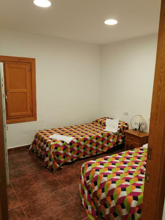 Casa Rural Y Albergue Tormon Экстерьер фото
