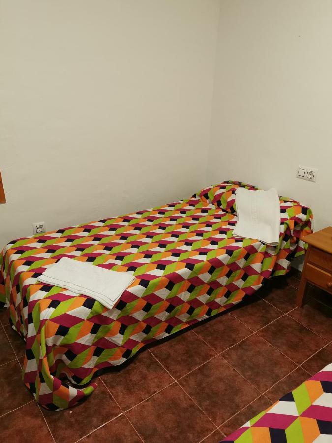 Casa Rural Y Albergue Tormon Экстерьер фото