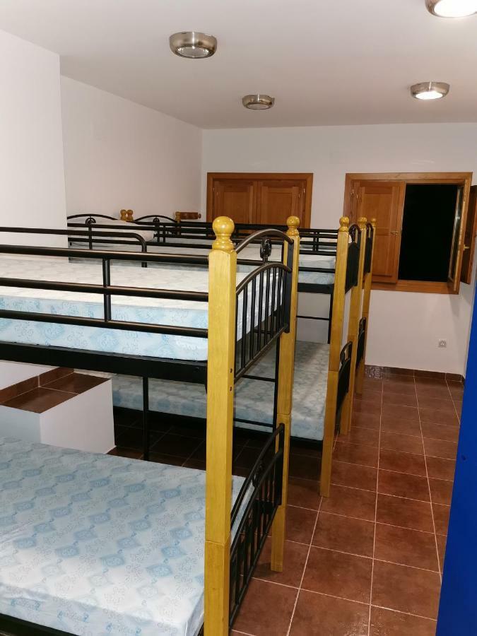 Casa Rural Y Albergue Tormon Экстерьер фото